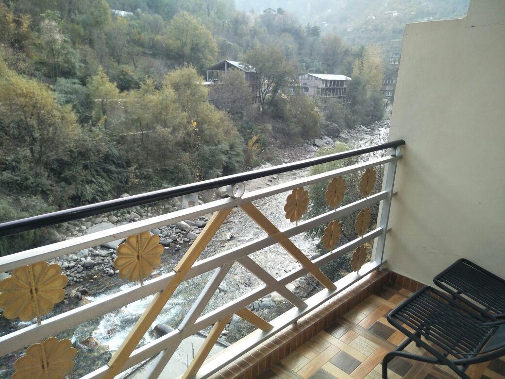 Hotel Mansarovar Banjār Kültér fotó
