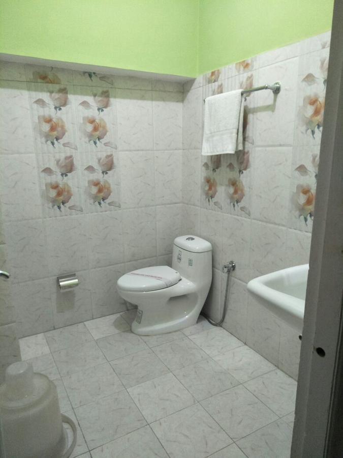 Hotel Mansarovar Banjār Kültér fotó